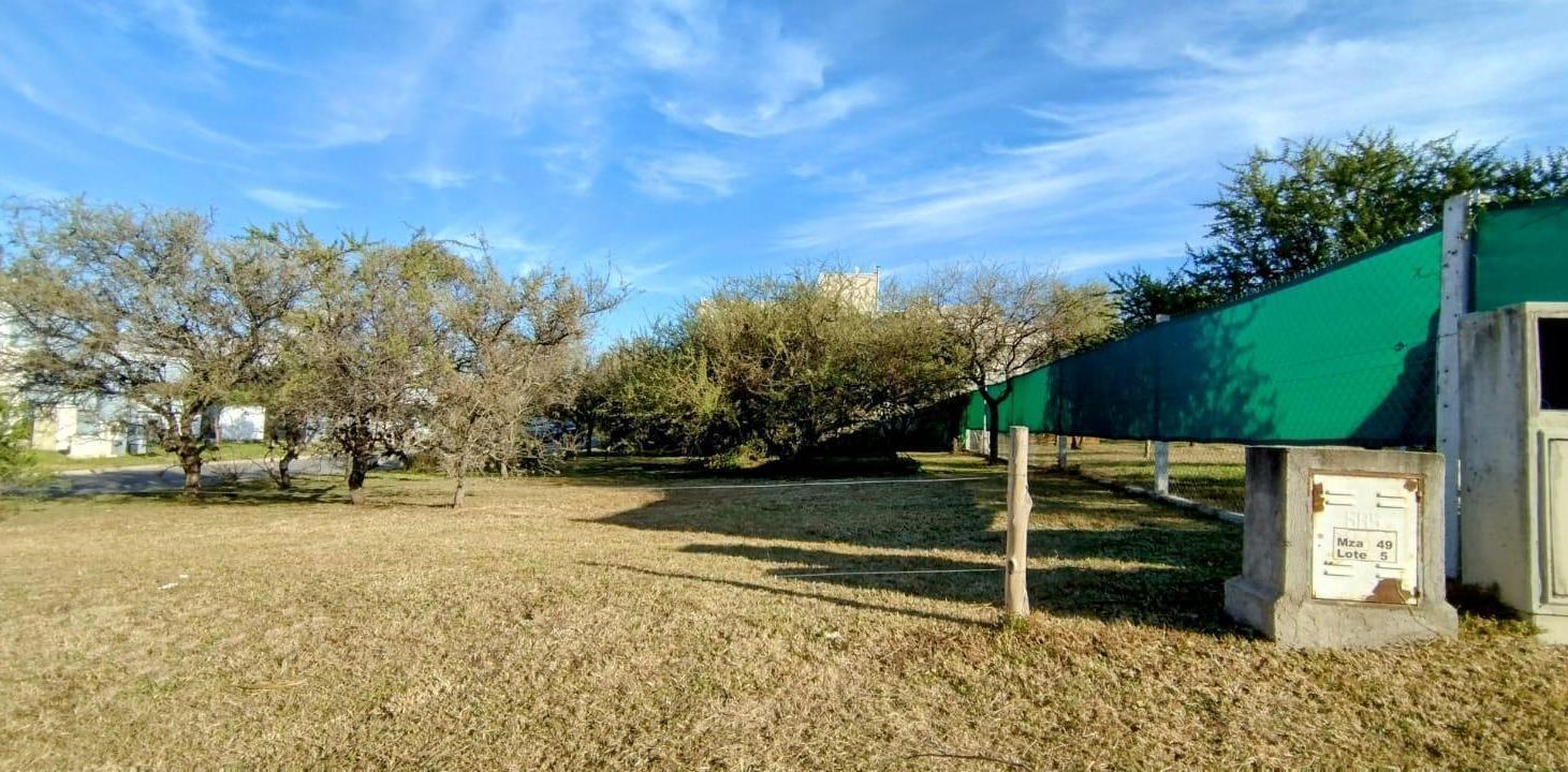 Foto de LOTE ESQUINA EN VENTA B. PRIVADO LAS CAÑITAS/MALAGUEÑO/ESCRITURA, imagen 2