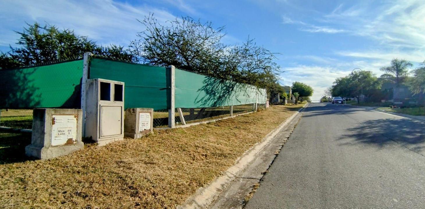 Foto de LOTE ESQUINA EN VENTA B. PRIVADO LAS CAÑITAS/MALAGUEÑO/ESCRITURA, imagen 4