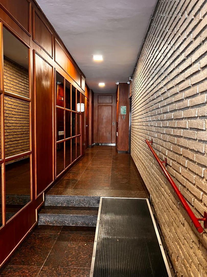 Foto de VENTA DEPARTAMENTO 2 DORMITORIOS EN EL CENTRO, imagen 2