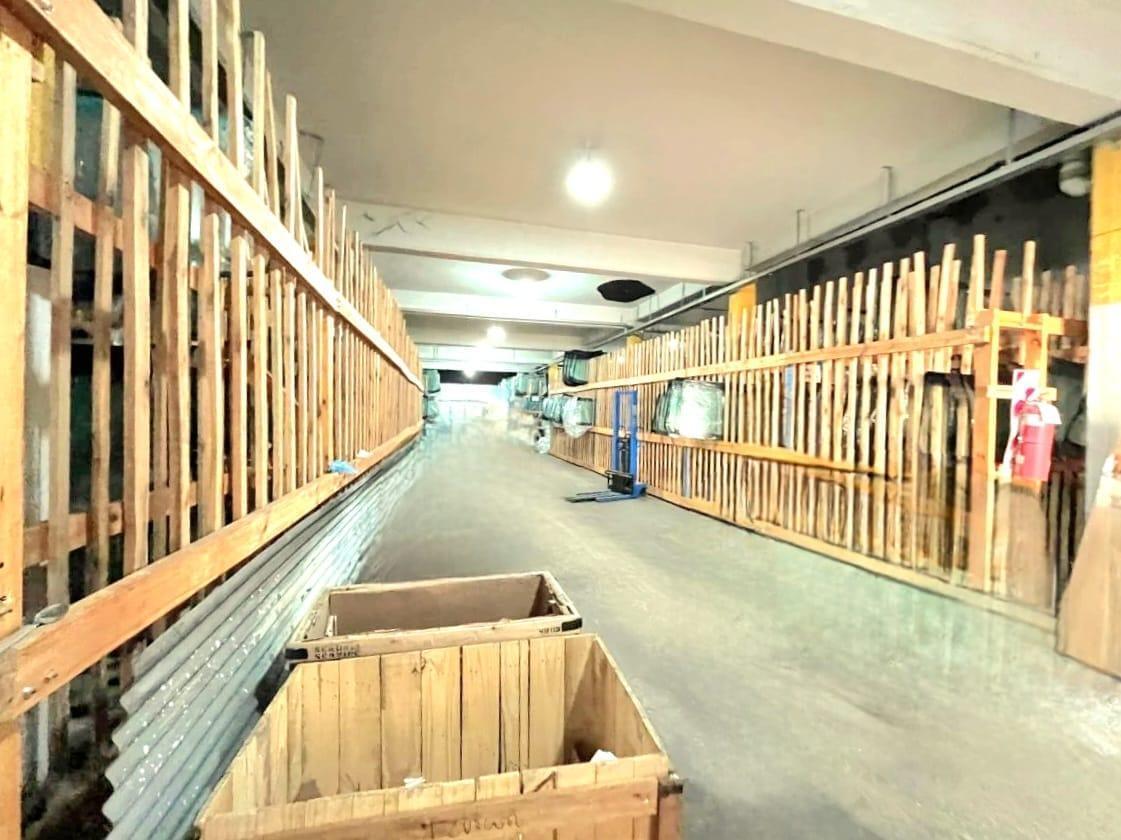 Foto de VENTA GALPON 1500m2 Bv Los Andes, imagen 3
