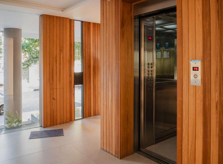 Venta de Departamento céntrico de categoría, TANDIL. 3