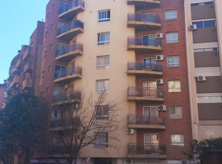 Alquilo Nva Cba- 2 Dorm- 2 Balcones- Hermosa vista- Prox Unc 5
