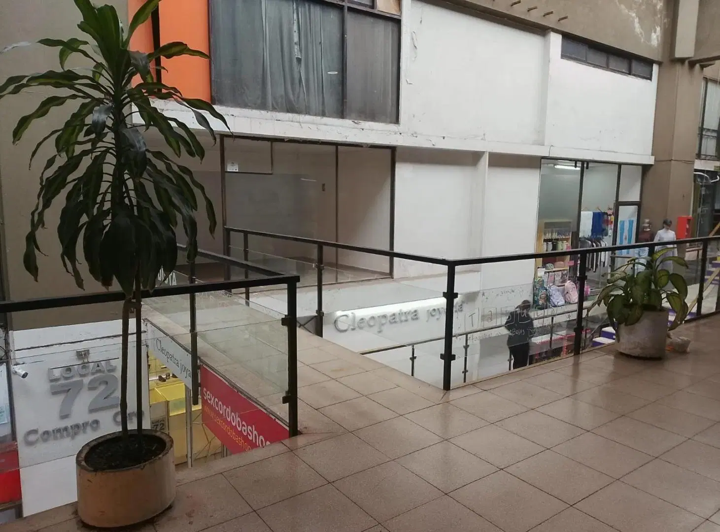 ¡Alquilo Local en pleno centro de Córdoba! 3