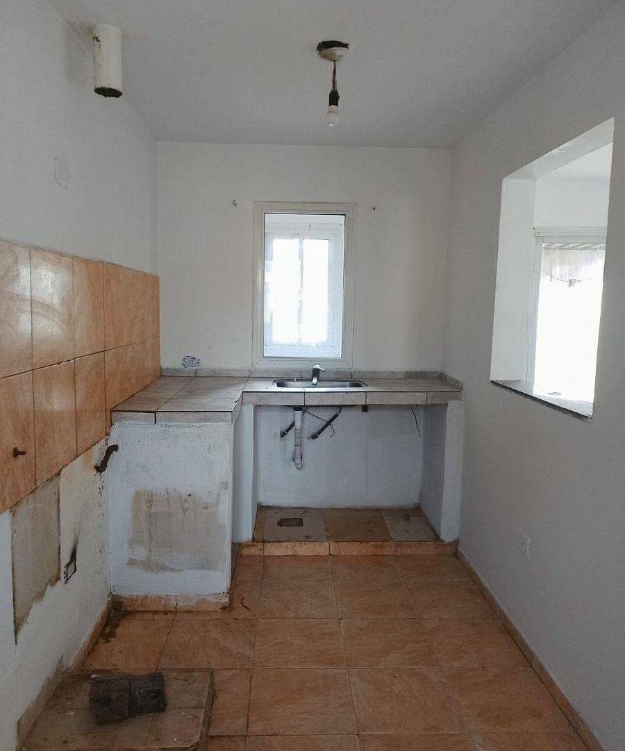 Foto de Alquilo Casa Mirizzi! 2Dor- Patio- Espacio para auto, imagen 4