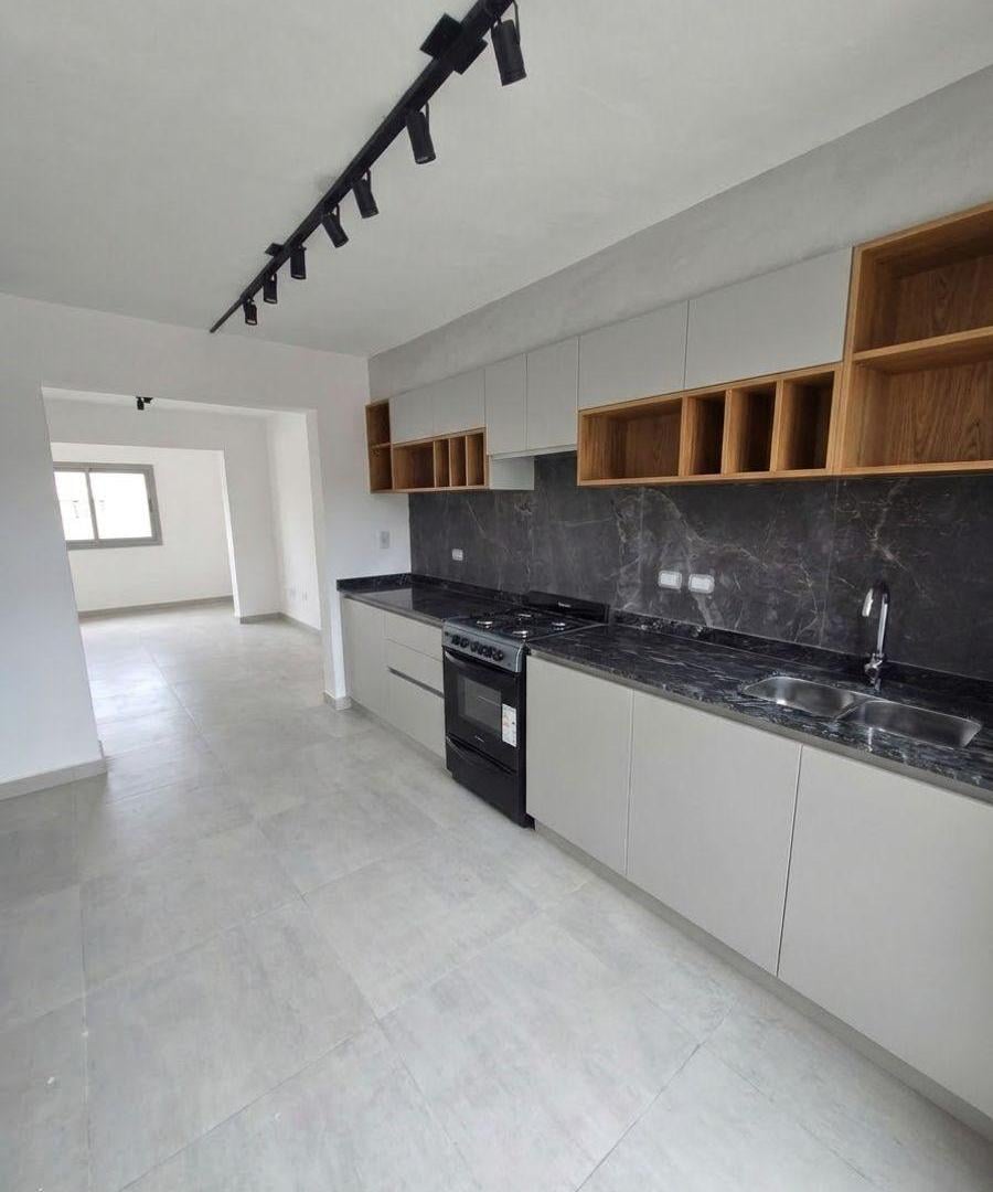 Foto de Alqui Casa barrio Colon! 2 Dorm- Patio- Espacio para auto!, imagen 1