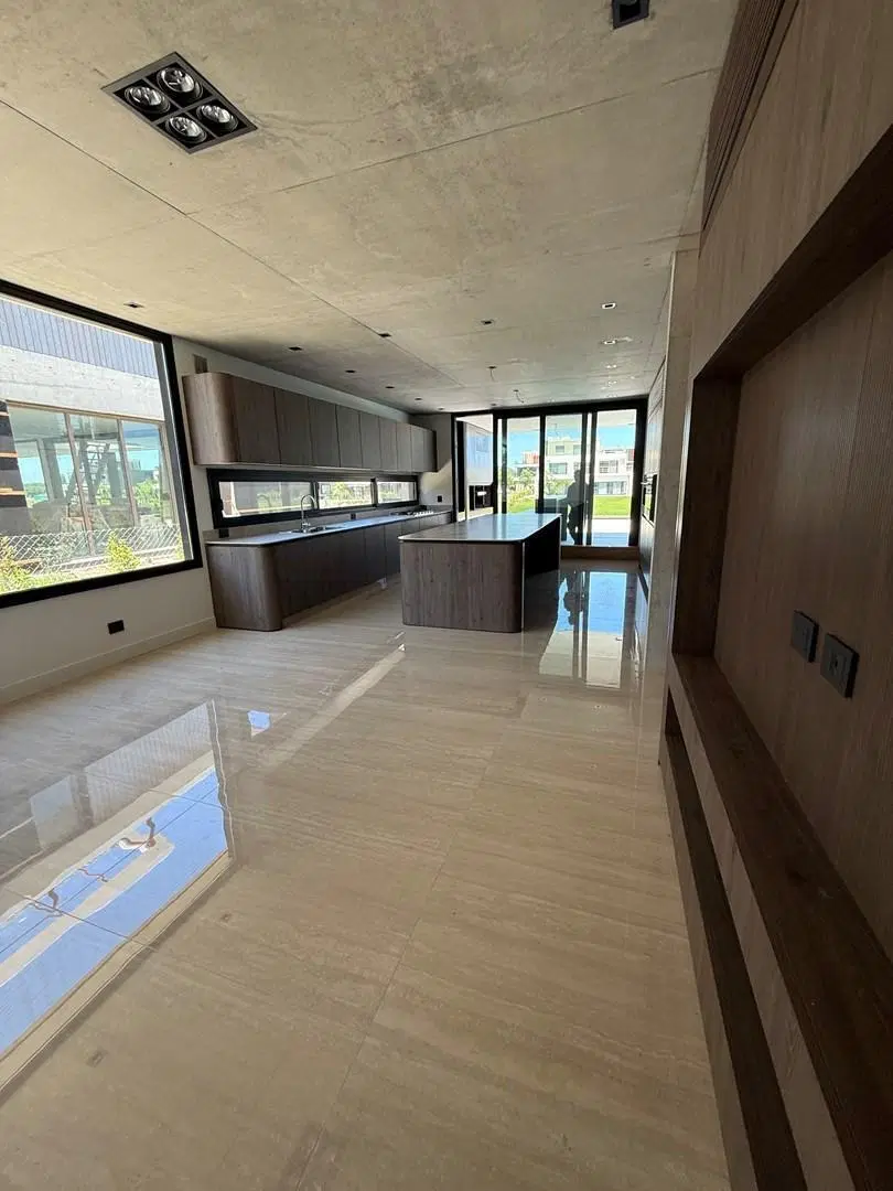 Casa  en Venta en El Yacht, Nordelta, Tigre 3