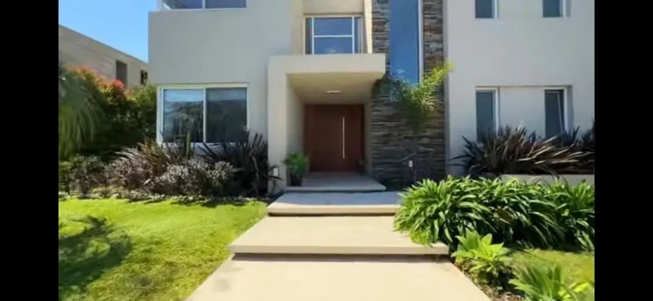 Casa Chalet en Venta en Los Lagos, Nordelta, Tigre 1