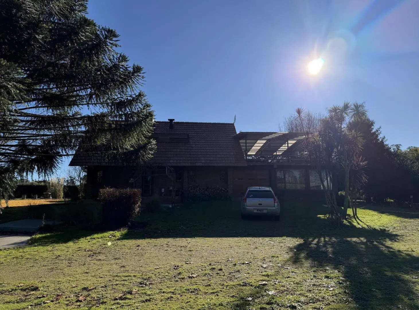 CASA QUINTA DE CATEGORÍA EN LA PEREGRINA | PILETA, NATURALEZA Y CONFORT 2