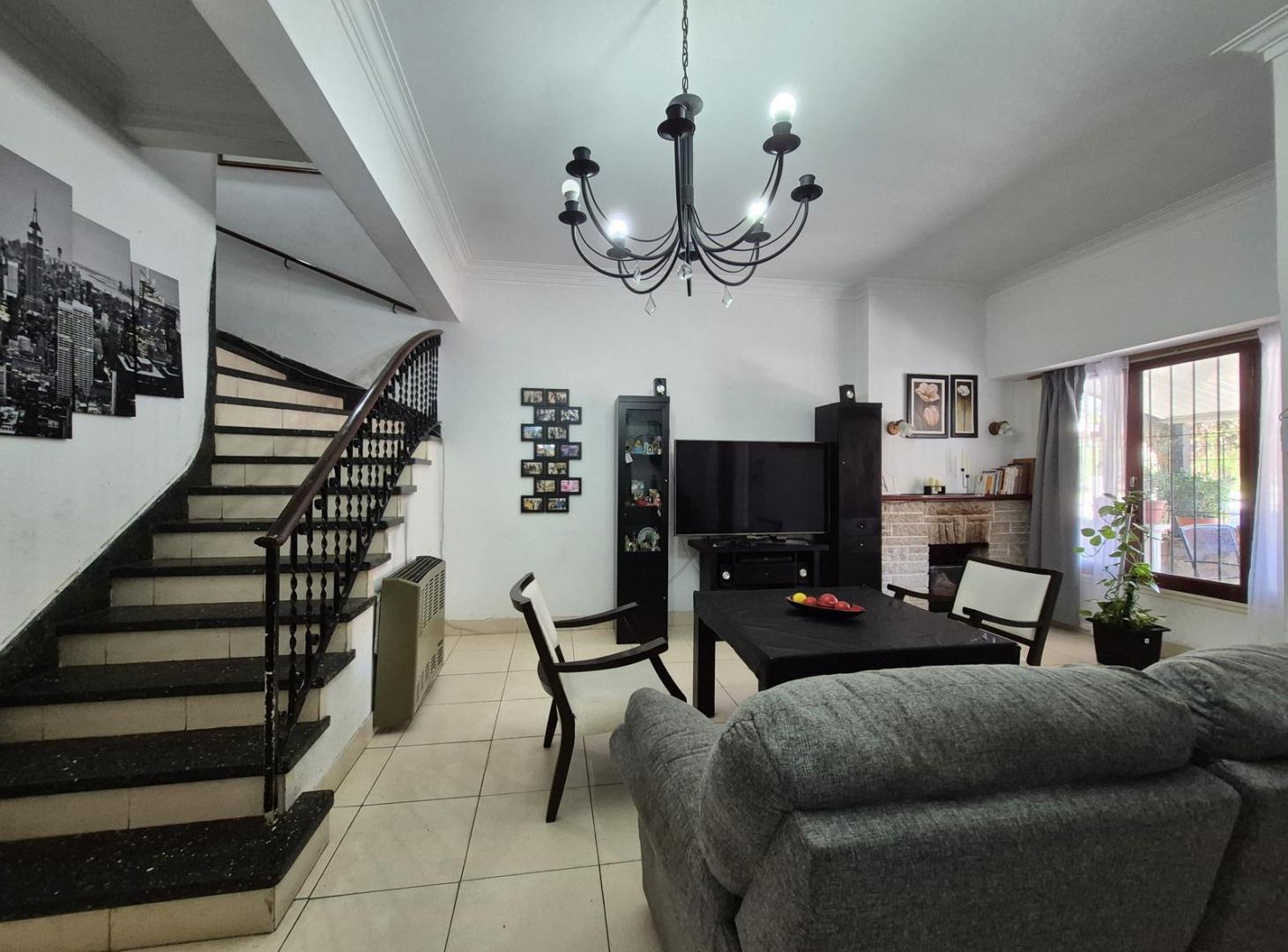 Foto de Venta PH Independiente 4 dormitorios en Los Troncos, imagen 3