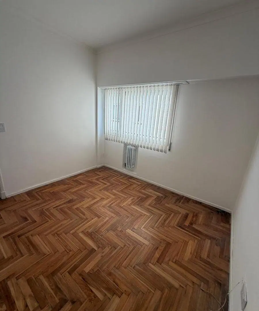 Departamento de 3 ambientes reciclado a nuevo en Plaza Mitre 2