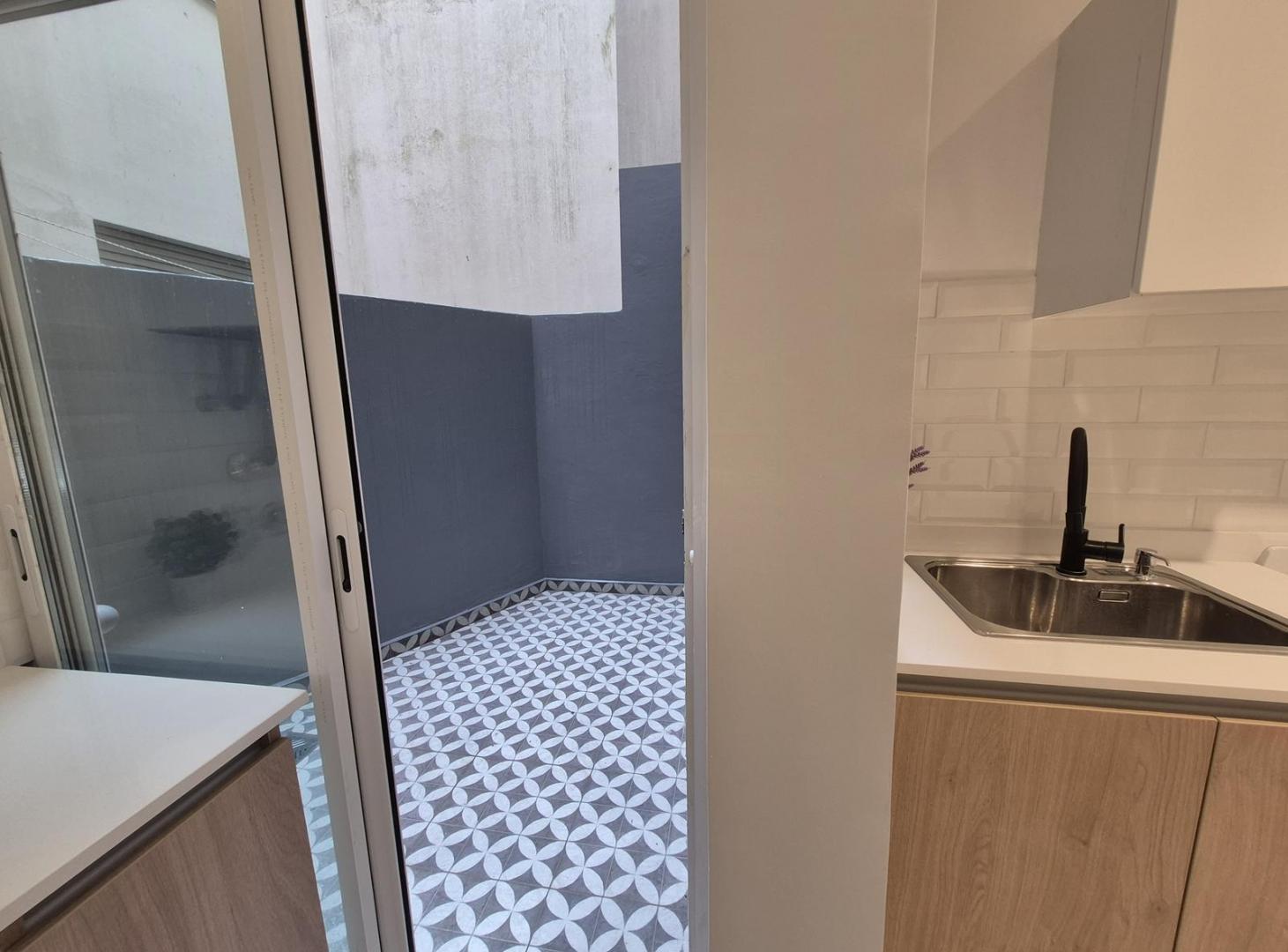 Foto de Departamento en Venta 3 amb Reciclado y Equipado doble Patio, imagen 4