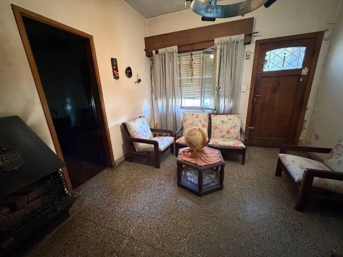 CASA EN VENTA EN LOMAS DE ZAMORA - 5 AMBIENTES 2