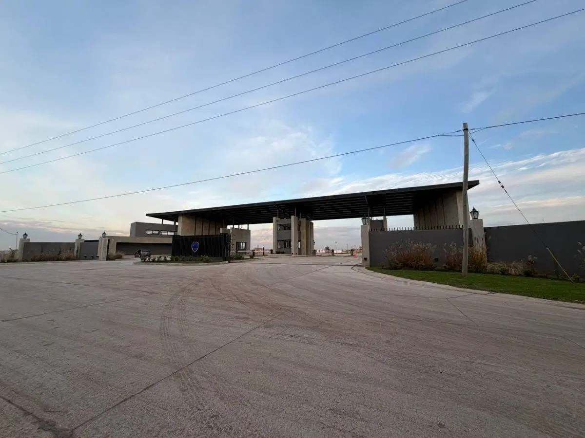 LOTE EN VENTA - INTERNO - SAINT THOMAS CHICO - CANNING 1
