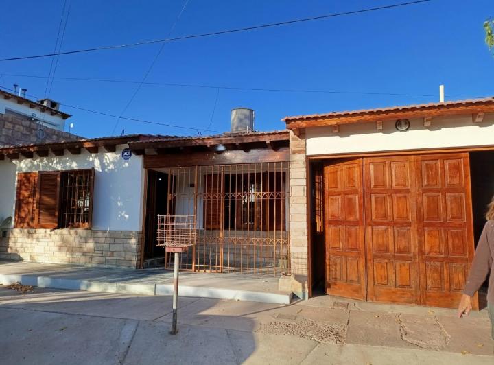 VENDO CASA MAIPÚ, LUZURIAGA. APTA CRÉDITO 5