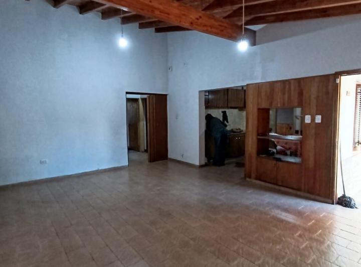 VENDO CASA MAIPÚ, LUZURIAGA. APTA CRÉDITO 2