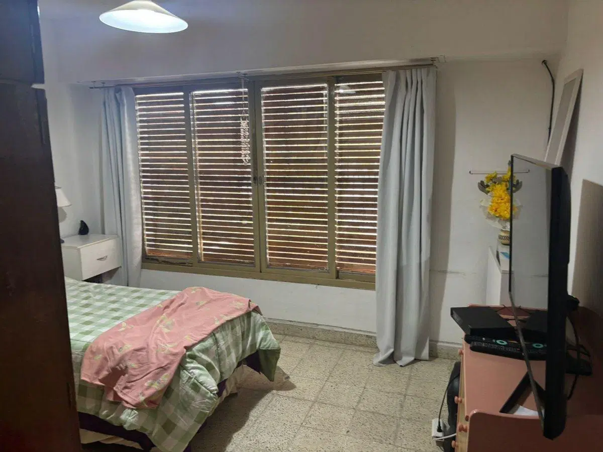 CASA 3 DORMITORIOS-COCHERA 5
