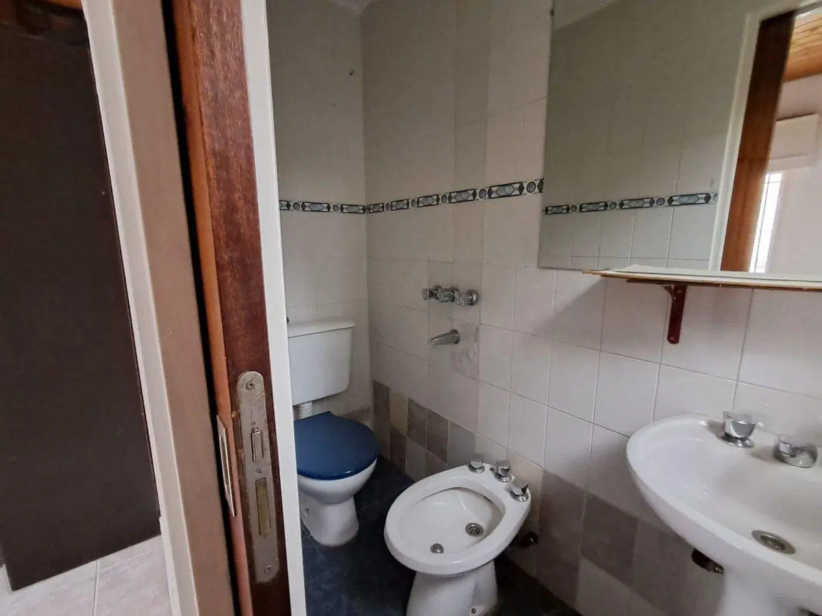 VENTA DE CASA  EXCELENTE UBICACIÓN 3