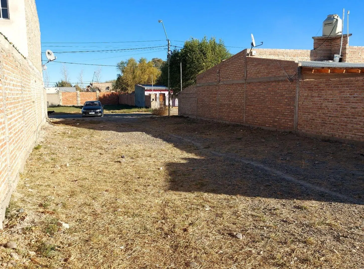 TERRENO EN VENTA , GRAL.ROCA 4