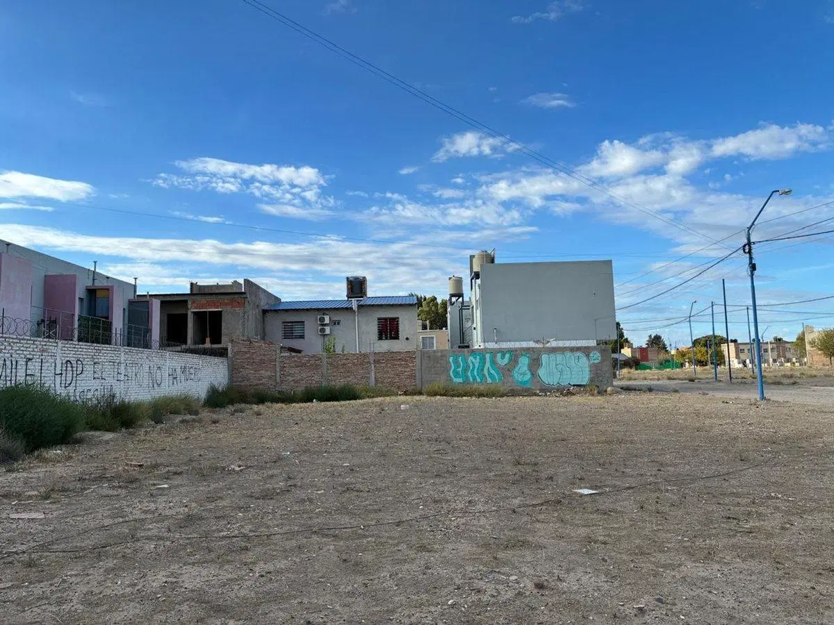 VENTA DE TERRENO ZONA IUPA 5