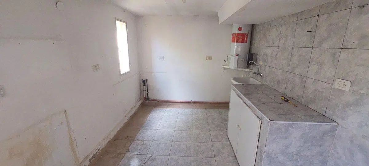 Venta Casa de Plan Barrio Unter Modificada! 2