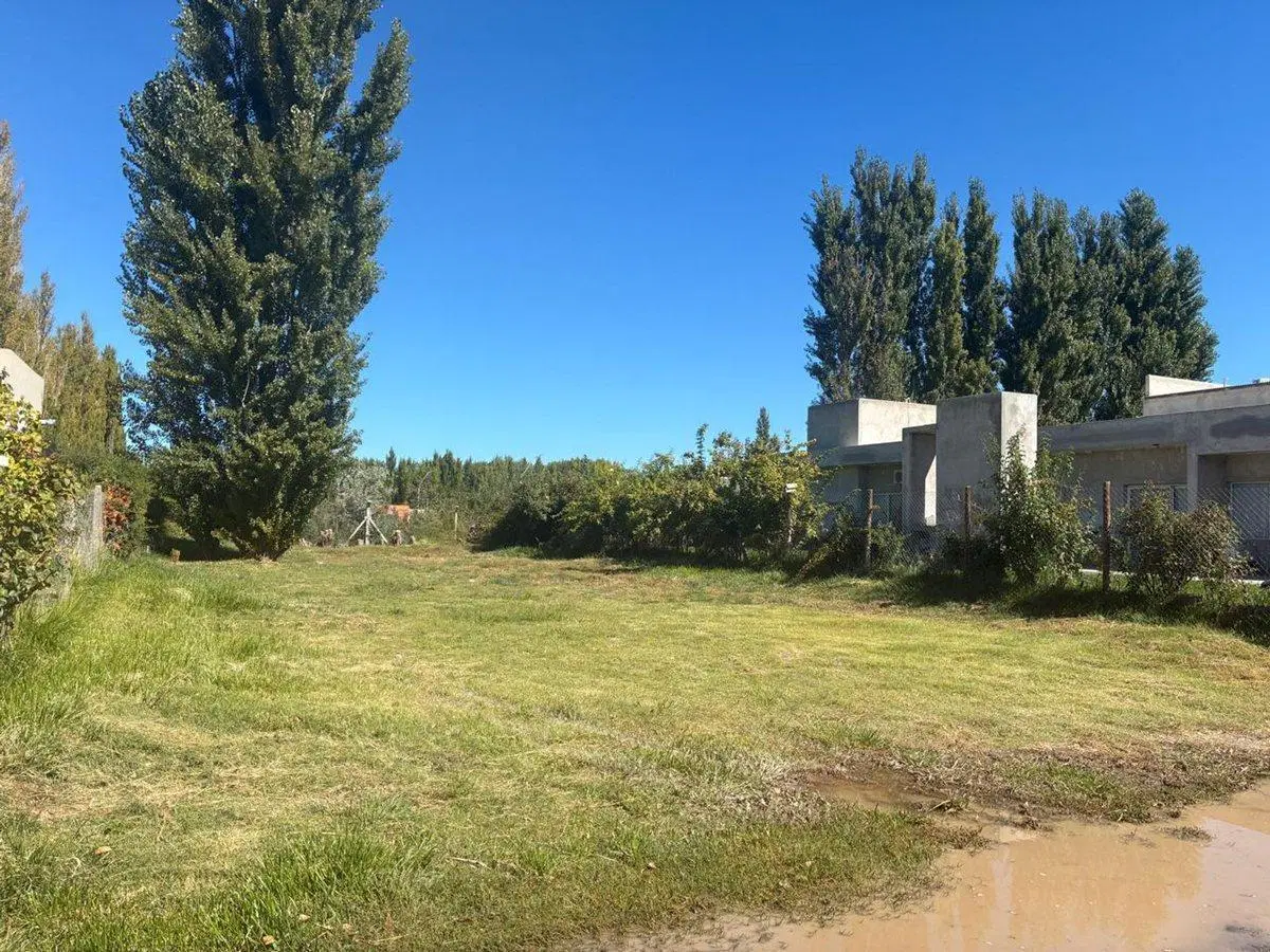 VENTA DE TERRENO EN BARRIO PRIVADO  "JOCKEY" 2
