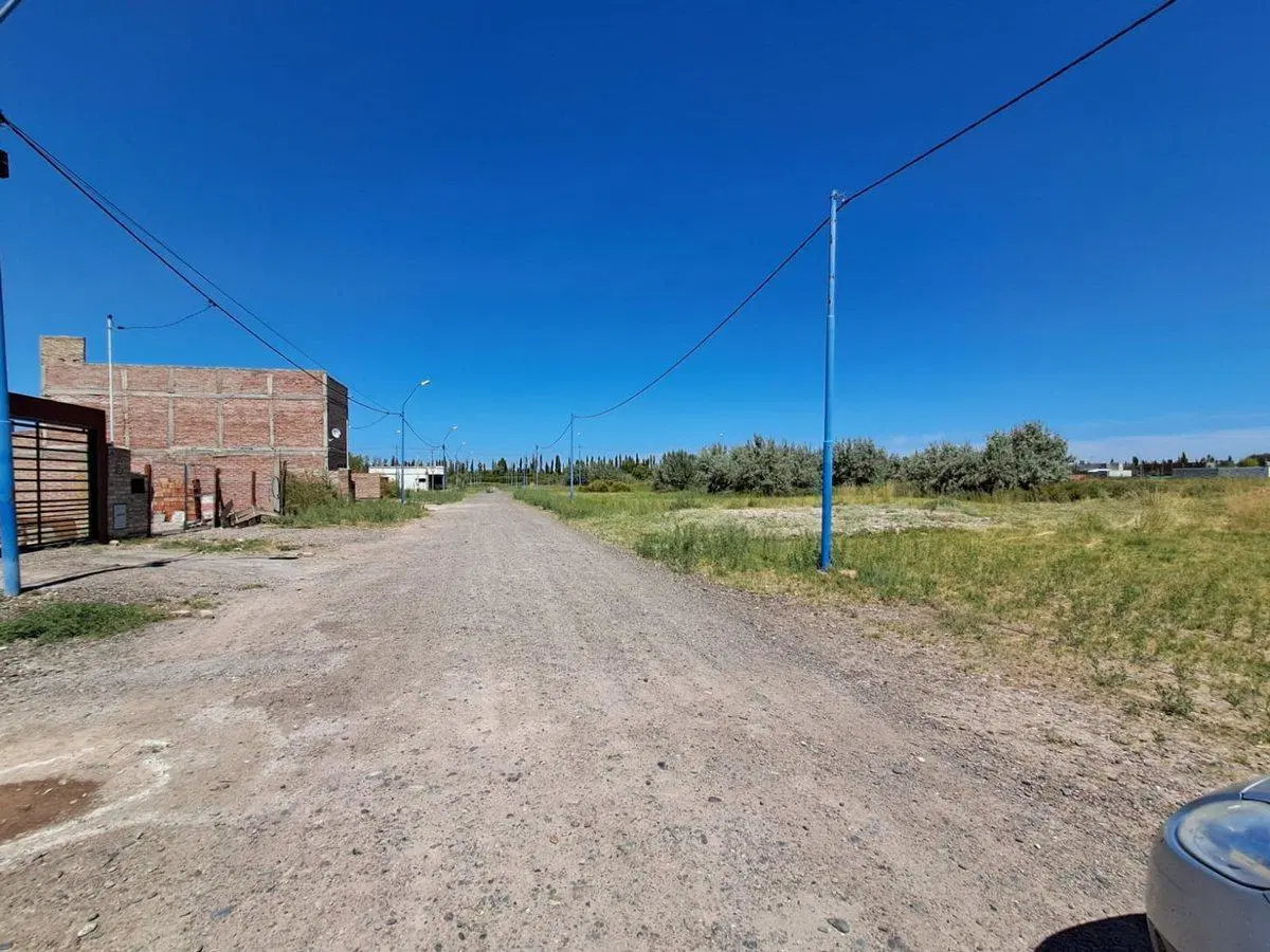 VENTA DE LOTE BARRIO 2