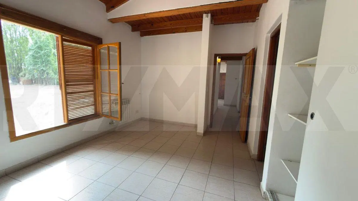 REMAX VIRTUS VENDE EN EXCLUSIVA CASA 5