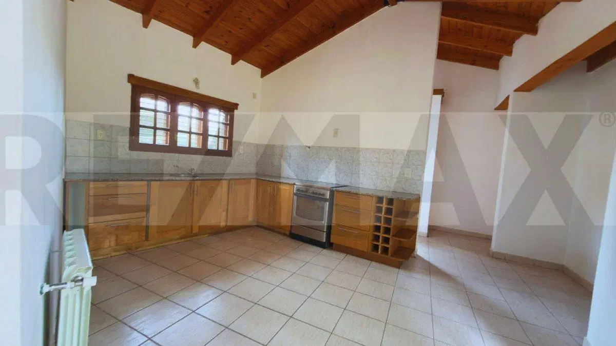REMAX VIRTUS VENDE EN EXCLUSIVA CASA 3