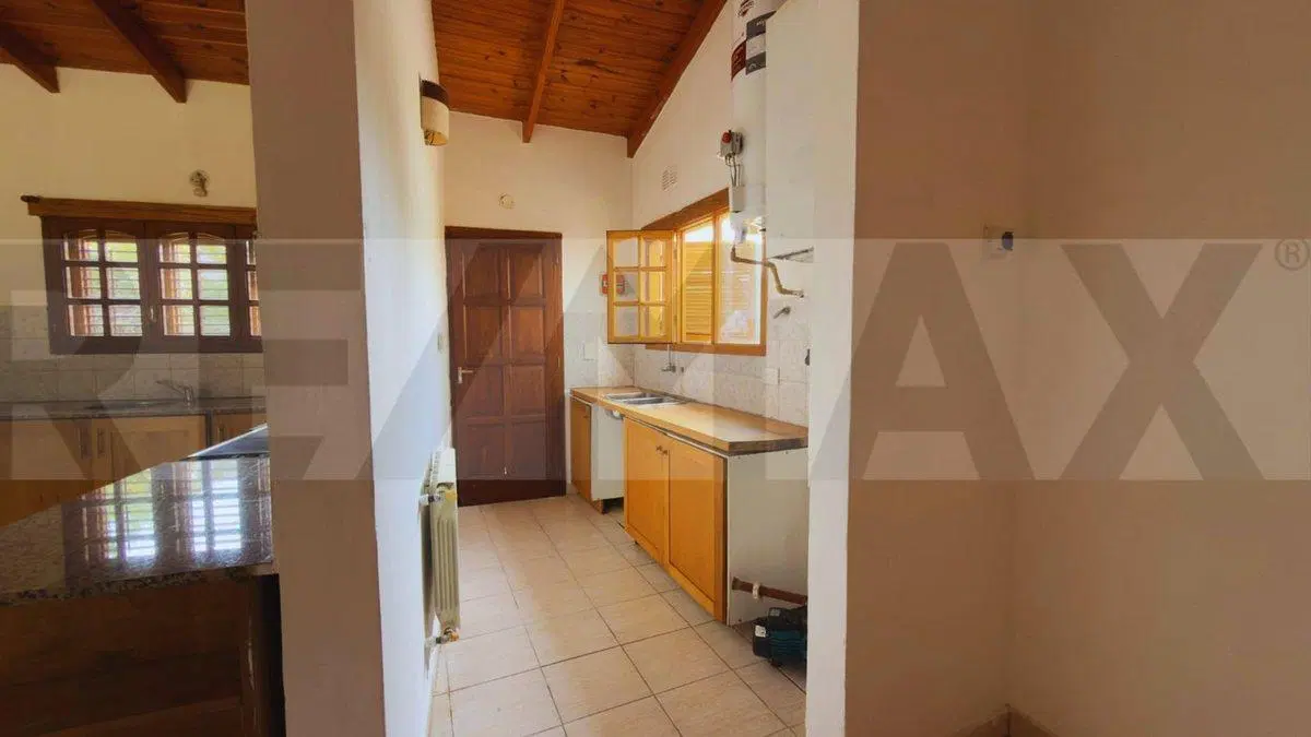 REMAX VIRTUS VENDE EN EXCLUSIVA CASA 2
