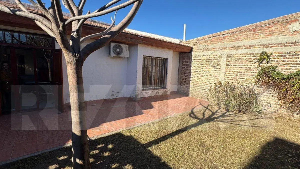 VENTA CASA CENTRICA GENERAL ROCA 3