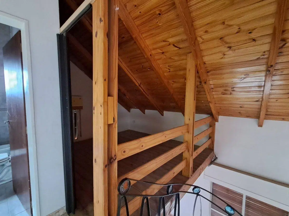 VENTA DE CASA  EXCELENTE UBICACIÓN 2