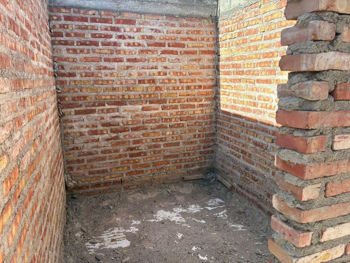 TERRENO CON ADELANTO DE OBRA B° ALMAS AZULES 2