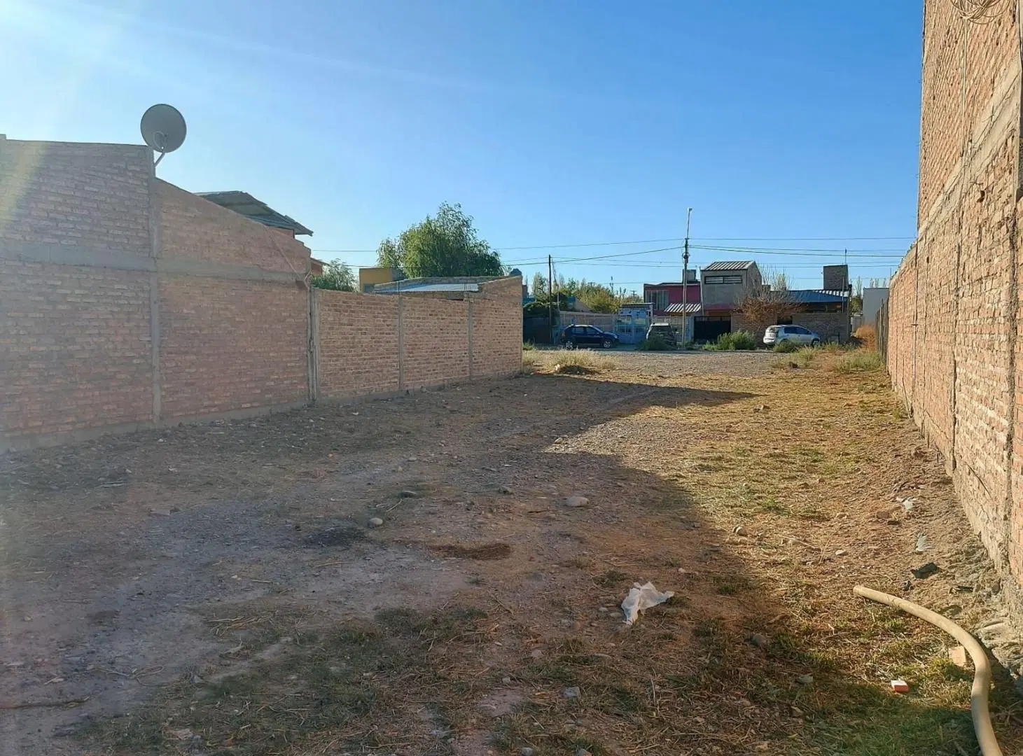 TERRENO EN VENTA , GRAL.ROCA 3