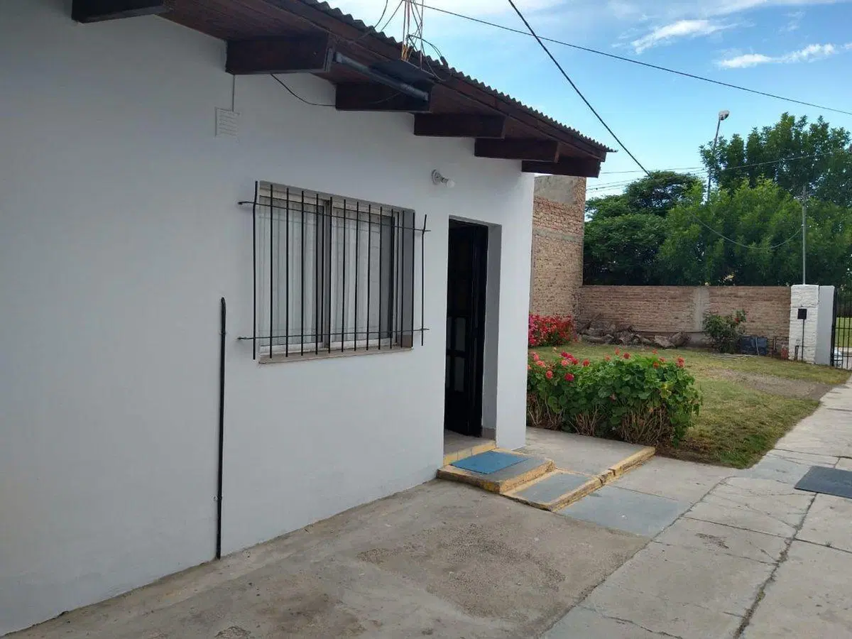 VENTA DE GALPON + UNA OFICINA 3