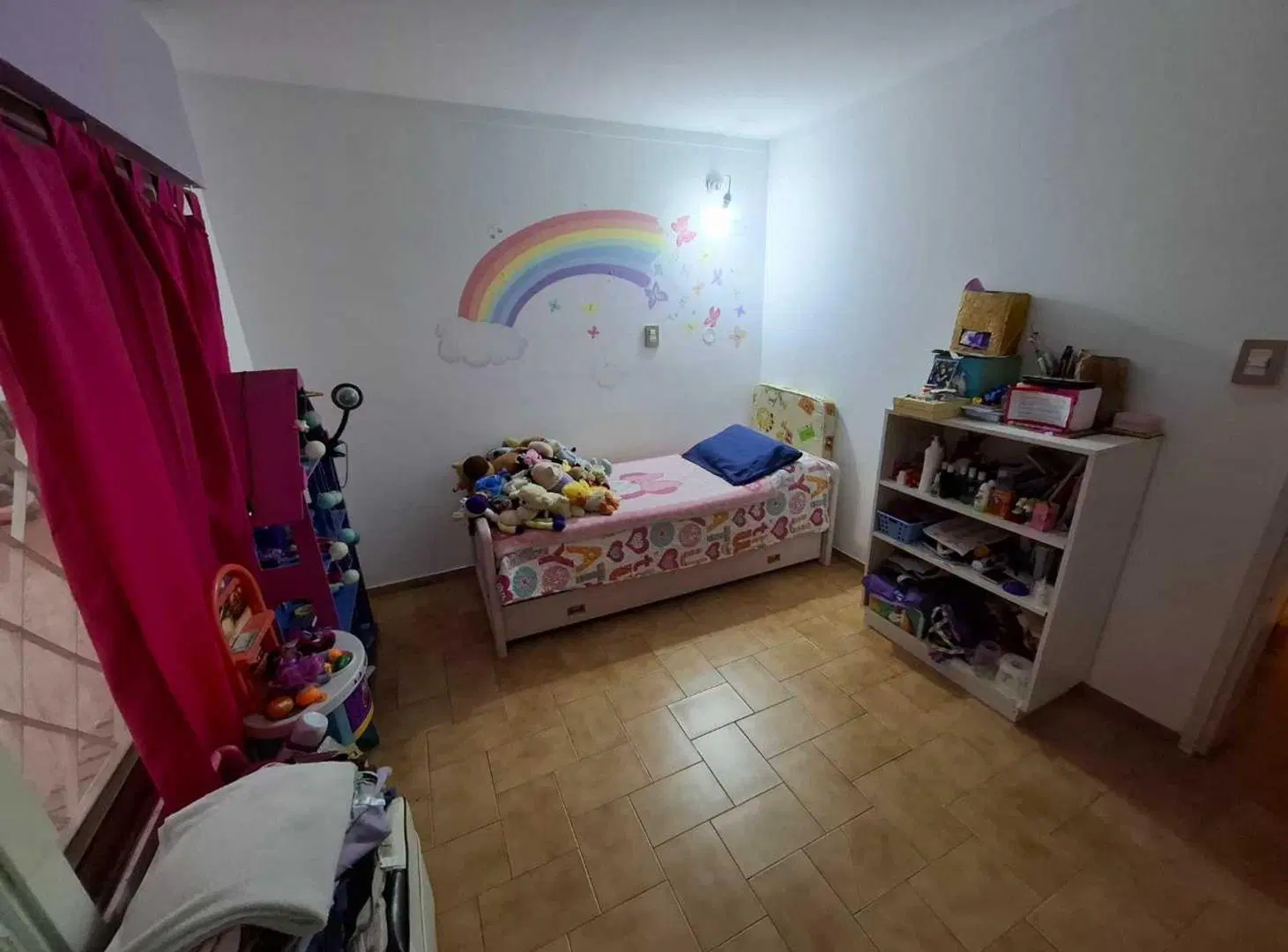 Venta de Casa 3 dorm. con Depto./Quincho 2