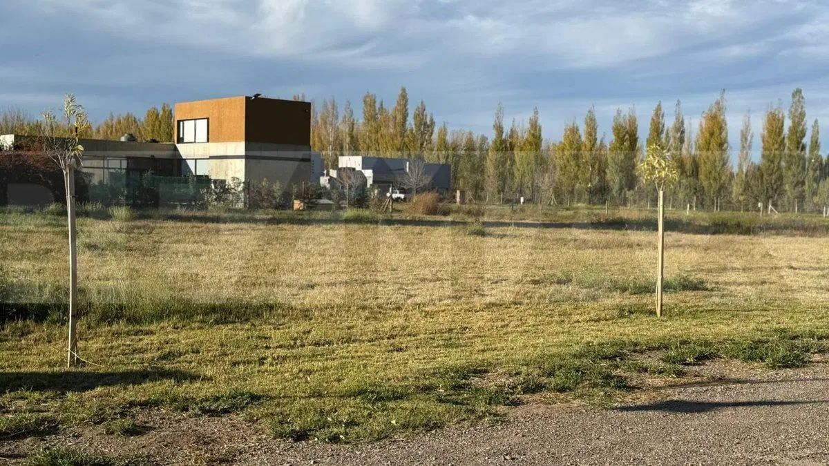 TERRENO BARRIO PRIVADO PATAGONIA NORTE 4