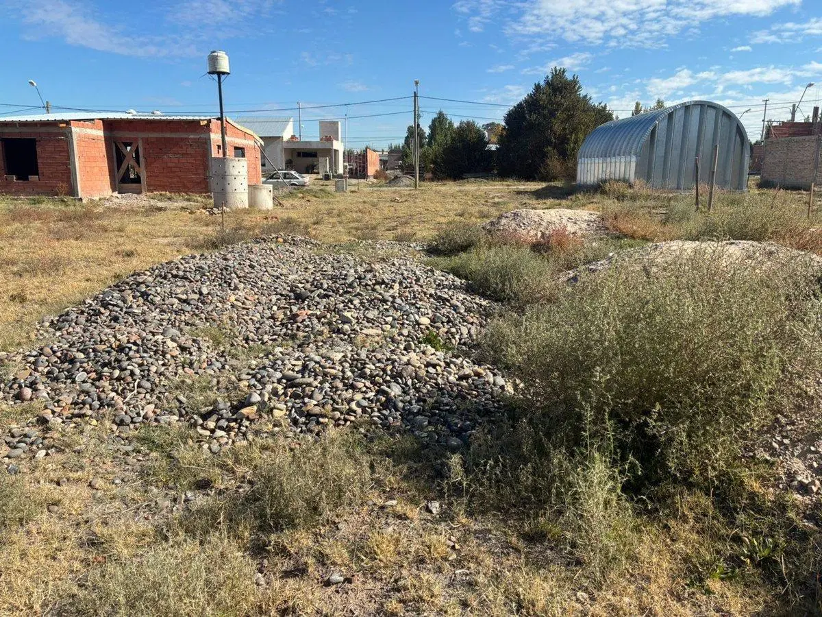 Terreno En Venta - B° Almas Azules, General Roca 2