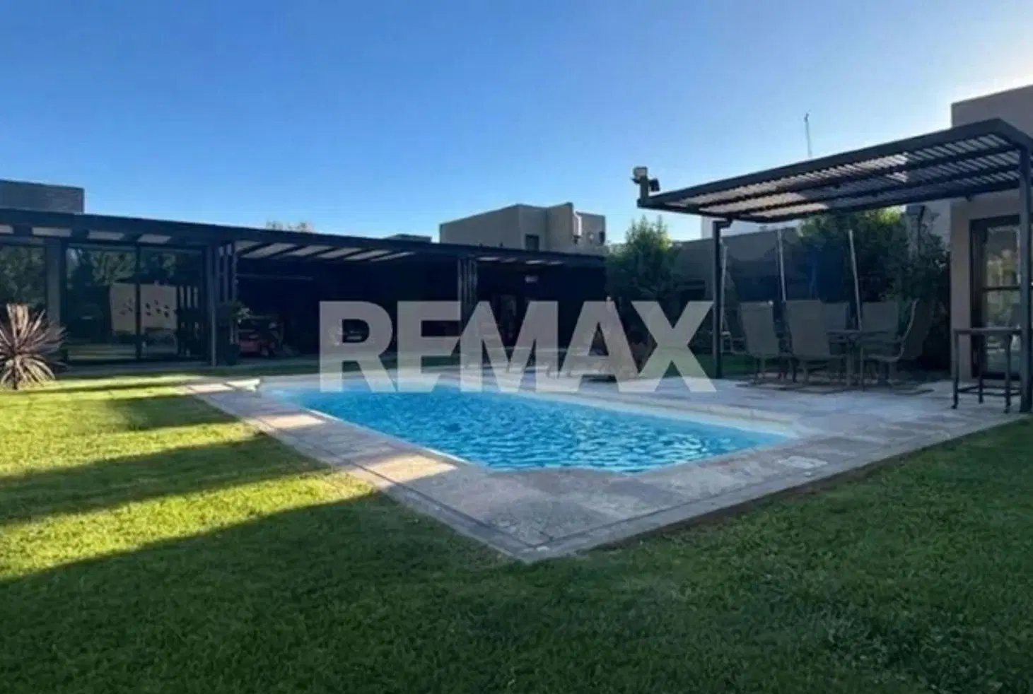 CASA PREMIUN EN VENTA BARRIO PRIVADO JOCKEY CLUB 4