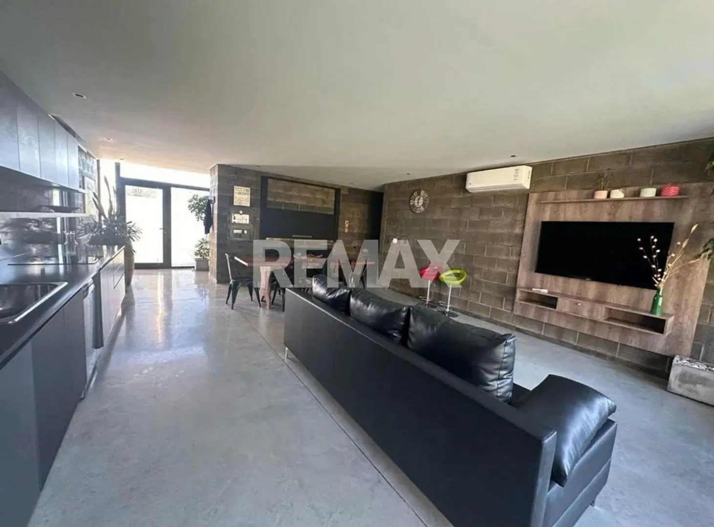 CASA PREMIUN EN VENTA BARRIO PRIVADO JOCKEY CLUB 3