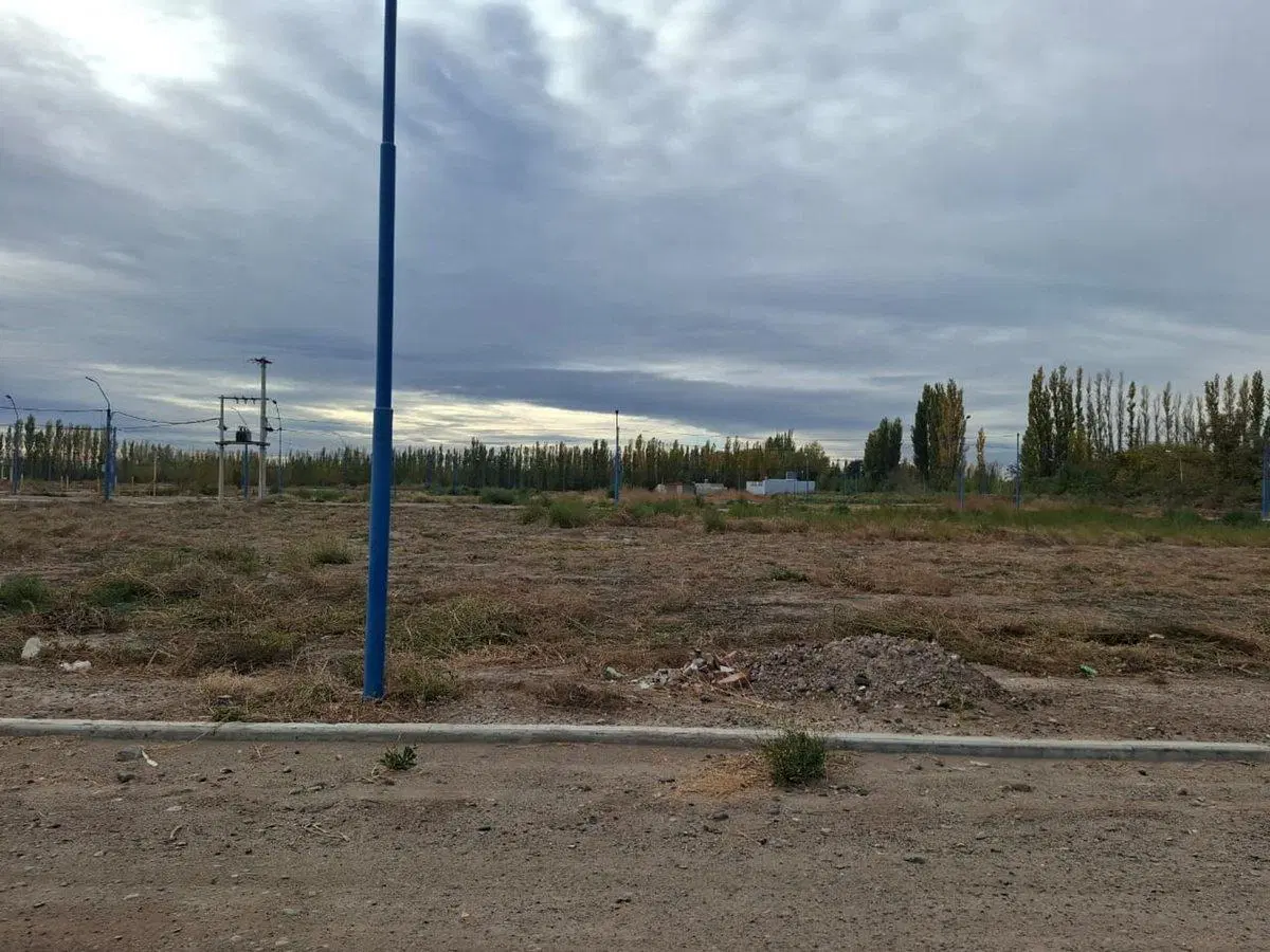Venta Terreno a pasos de Jujuy y Güemes Gral. Roca 5