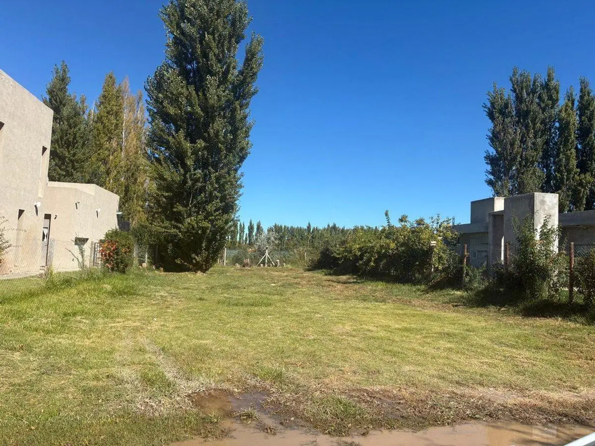 VENTA DE TERRENO EN BARRIO PRIVADO  "JOCKEY" 2