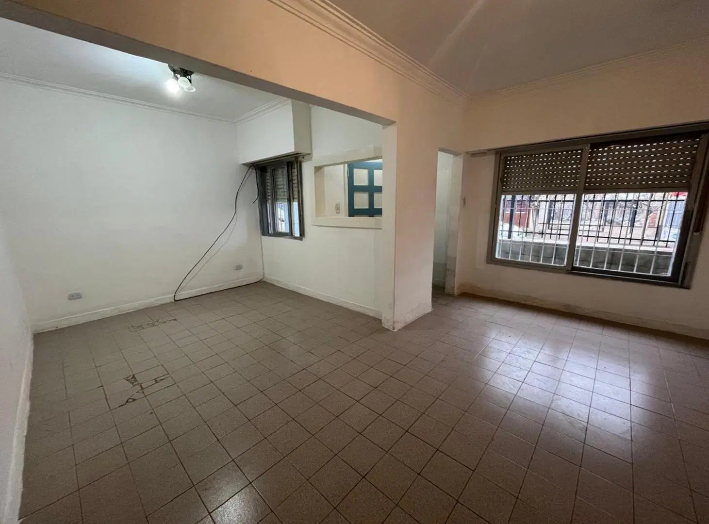 VENTA DE CASA CON QUINCHO- PILETA-SALON EXTERNO 3