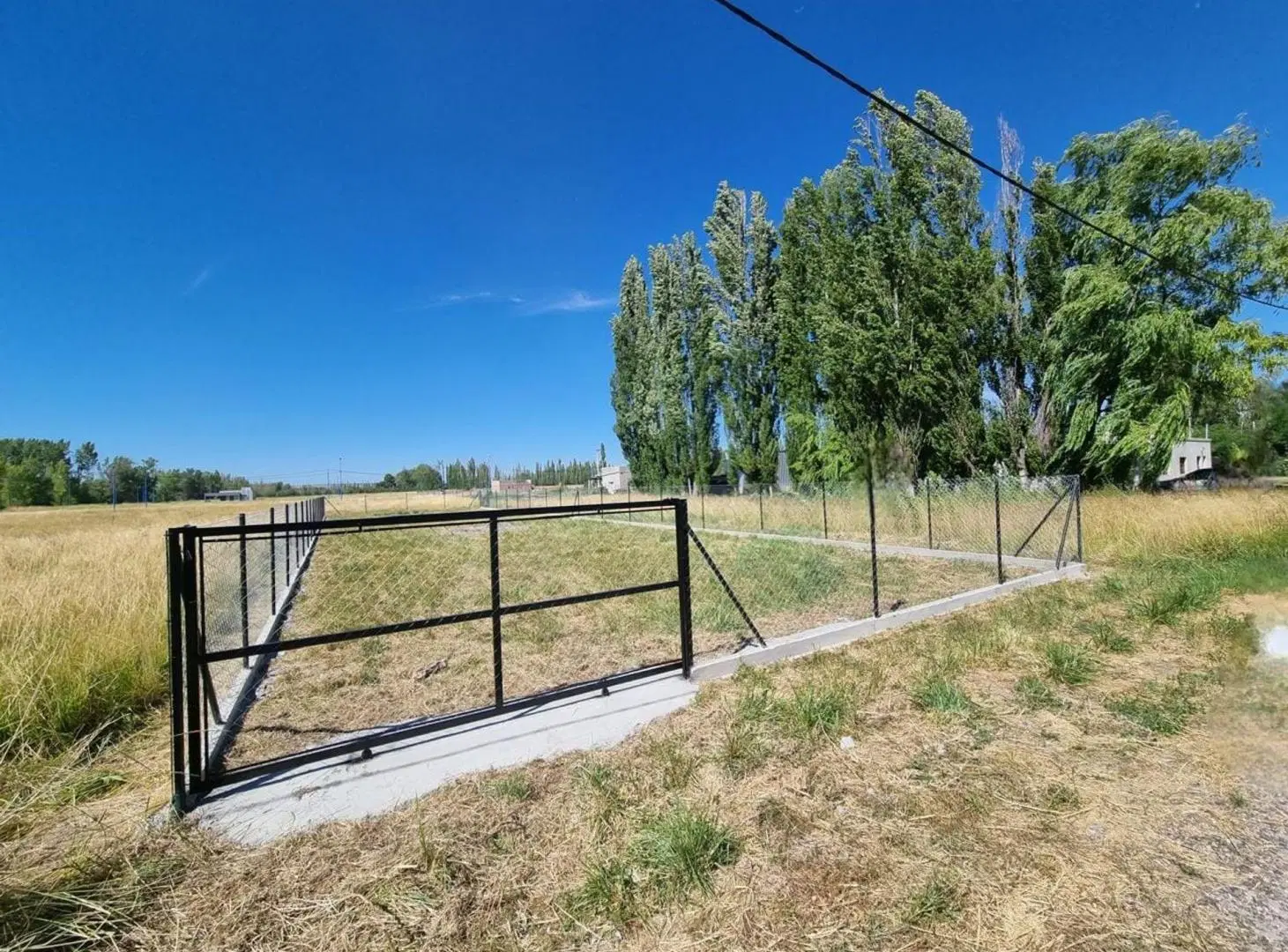 VENTA DE LOTE EN LOS SAUCES 2