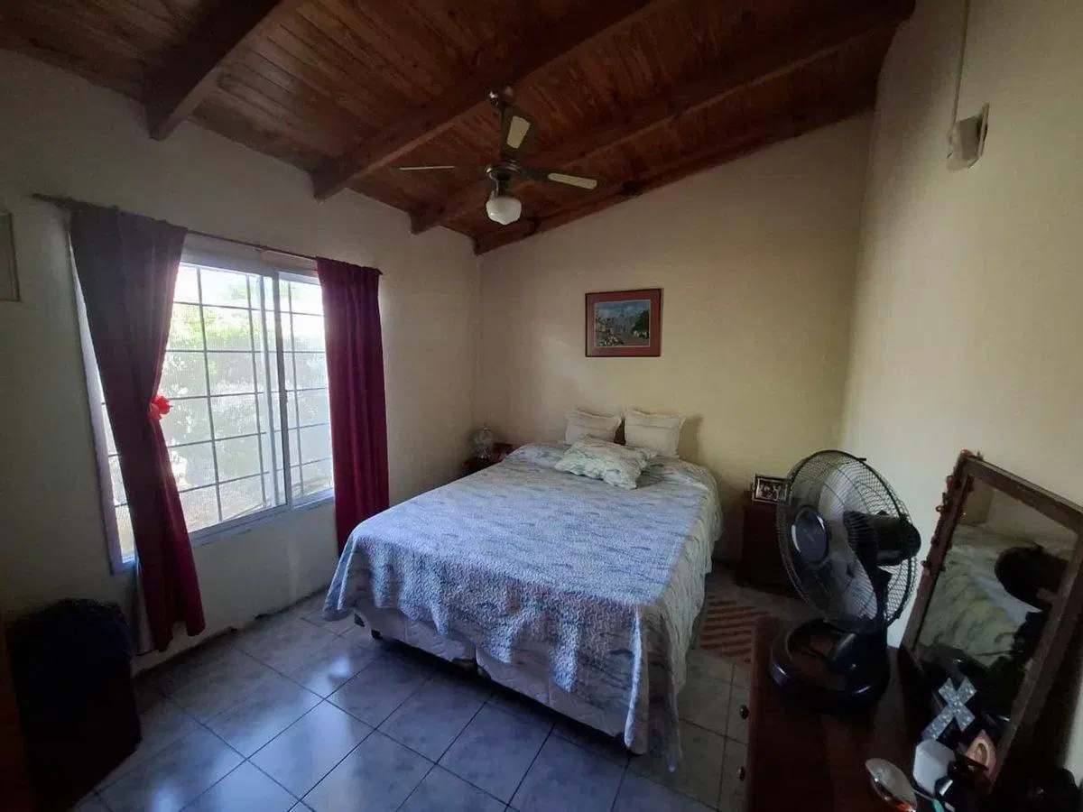 Venta Exclusiva casa B° Pecini,  Apta Crédito. 2