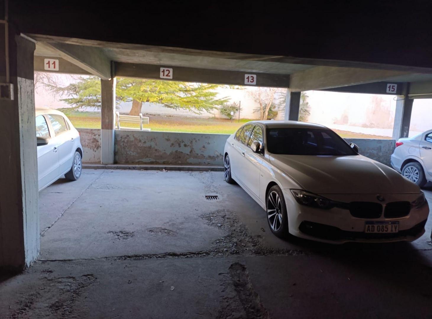 Foto de Venta de Cochera en EDIFICIO MORENO 1035, imagen 2