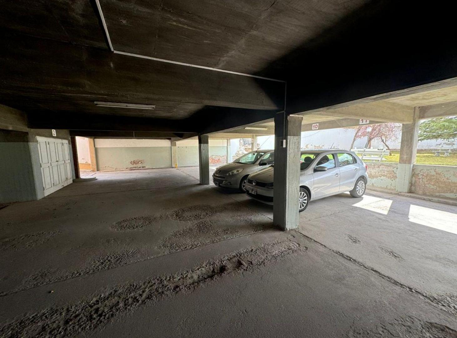 Foto de Venta de Cochera en EDIFICIO MORENO 1035, imagen 1