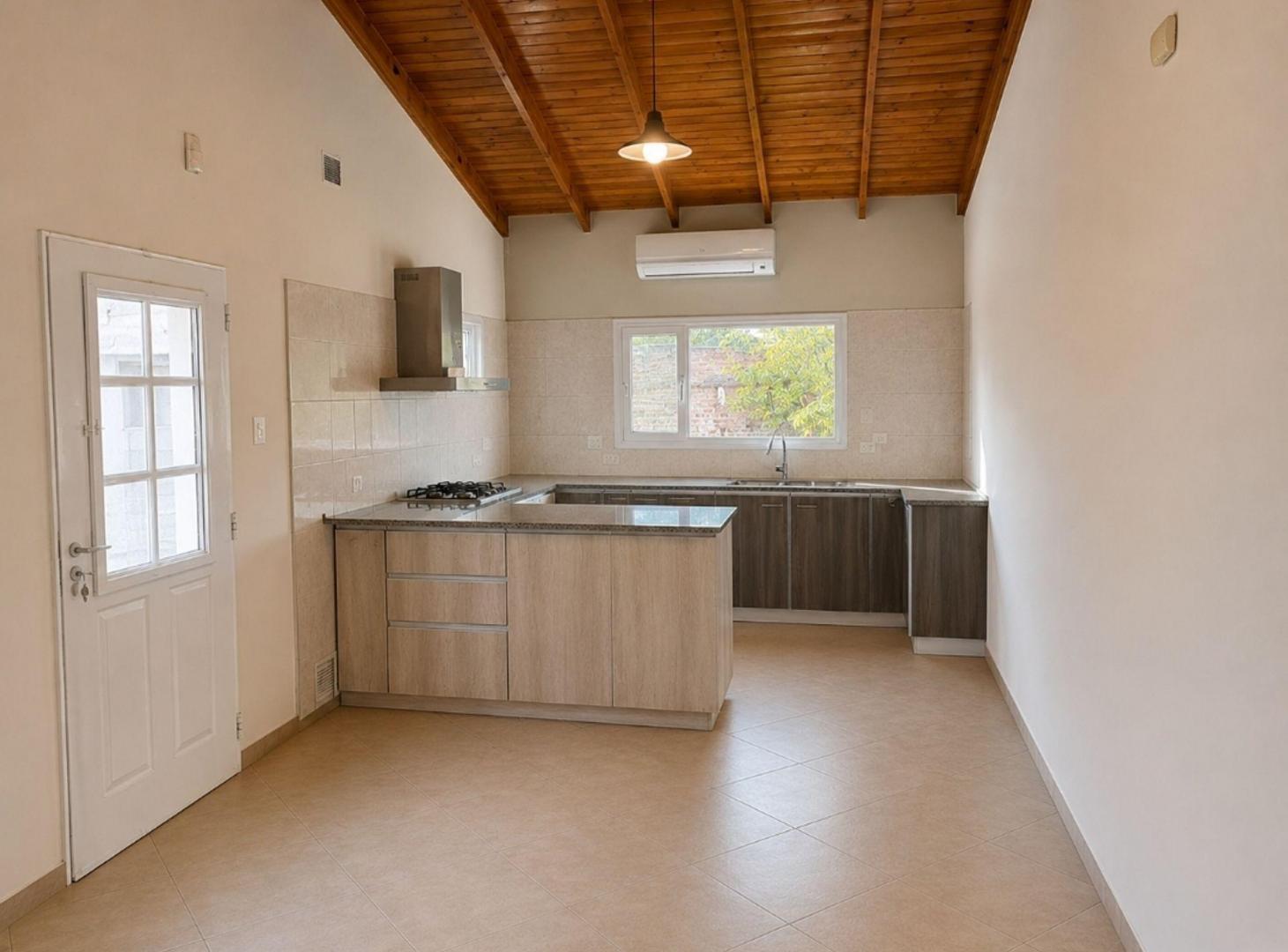 Foto de CASA EN VENTA EN BARRIO ALIAGA EN GENERAL ROCA, imagen 5