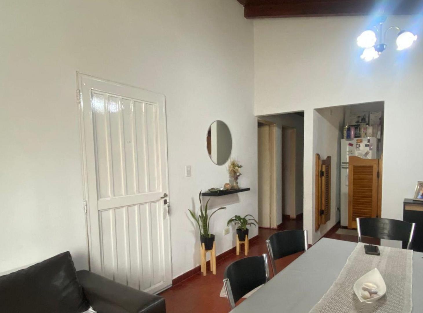 Foto de REMAX VENDE CASA 3 DORMITORIOS, imagen 3