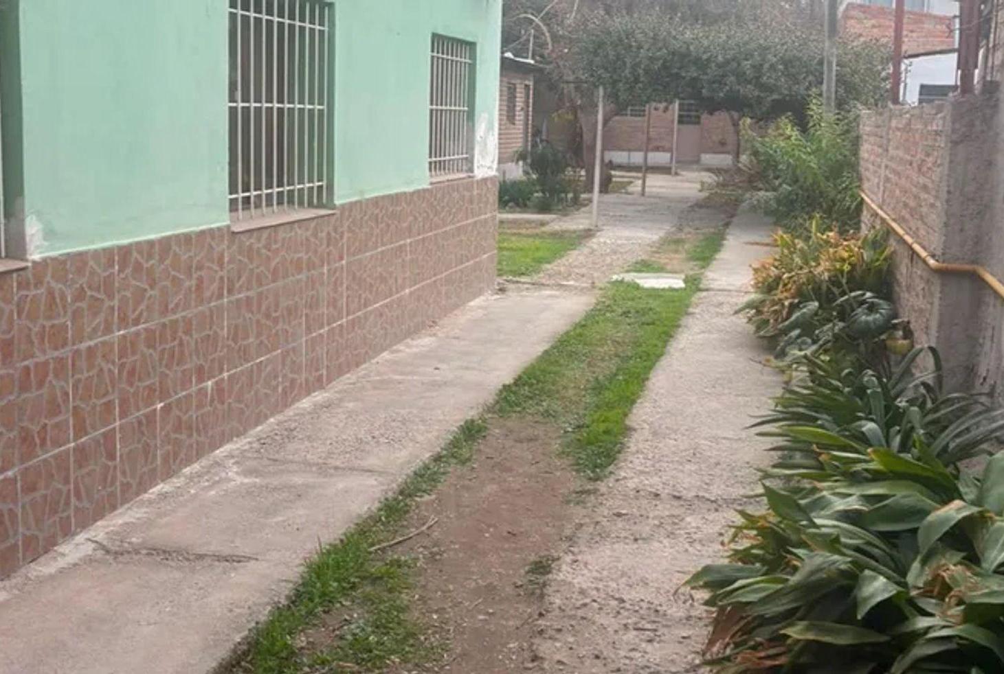 Foto de CASA Y 6 DEPARTAMENTOS EN VENTA. IDEAL INVERSIONES, imagen 1