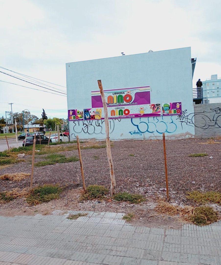 Foto de TERRENO EN VENTA!!esquina.centro de General Roca., imagen 1